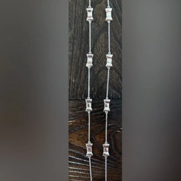 Kate Spade Silver Take A Bow Scatter Long Necklace - Picture 3 of 4